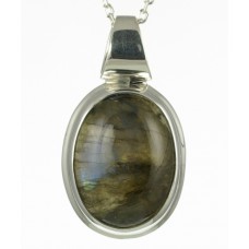 Oval Labradorite Pendant